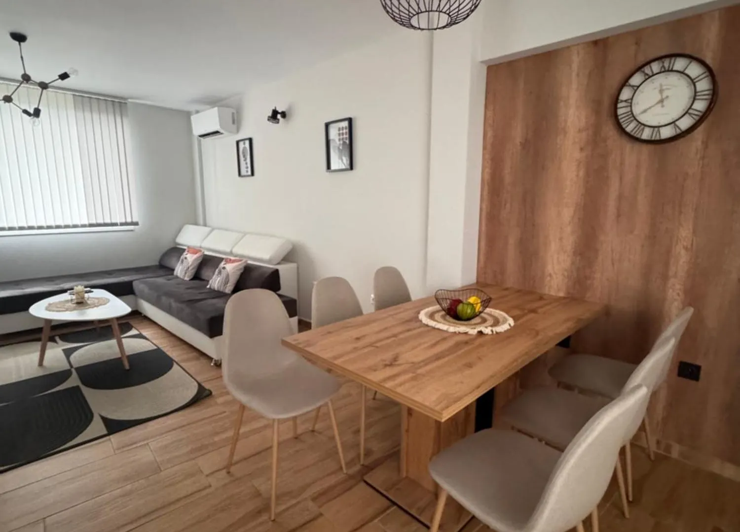 Goldy Central Beach Apartment With Private Garden Burgas